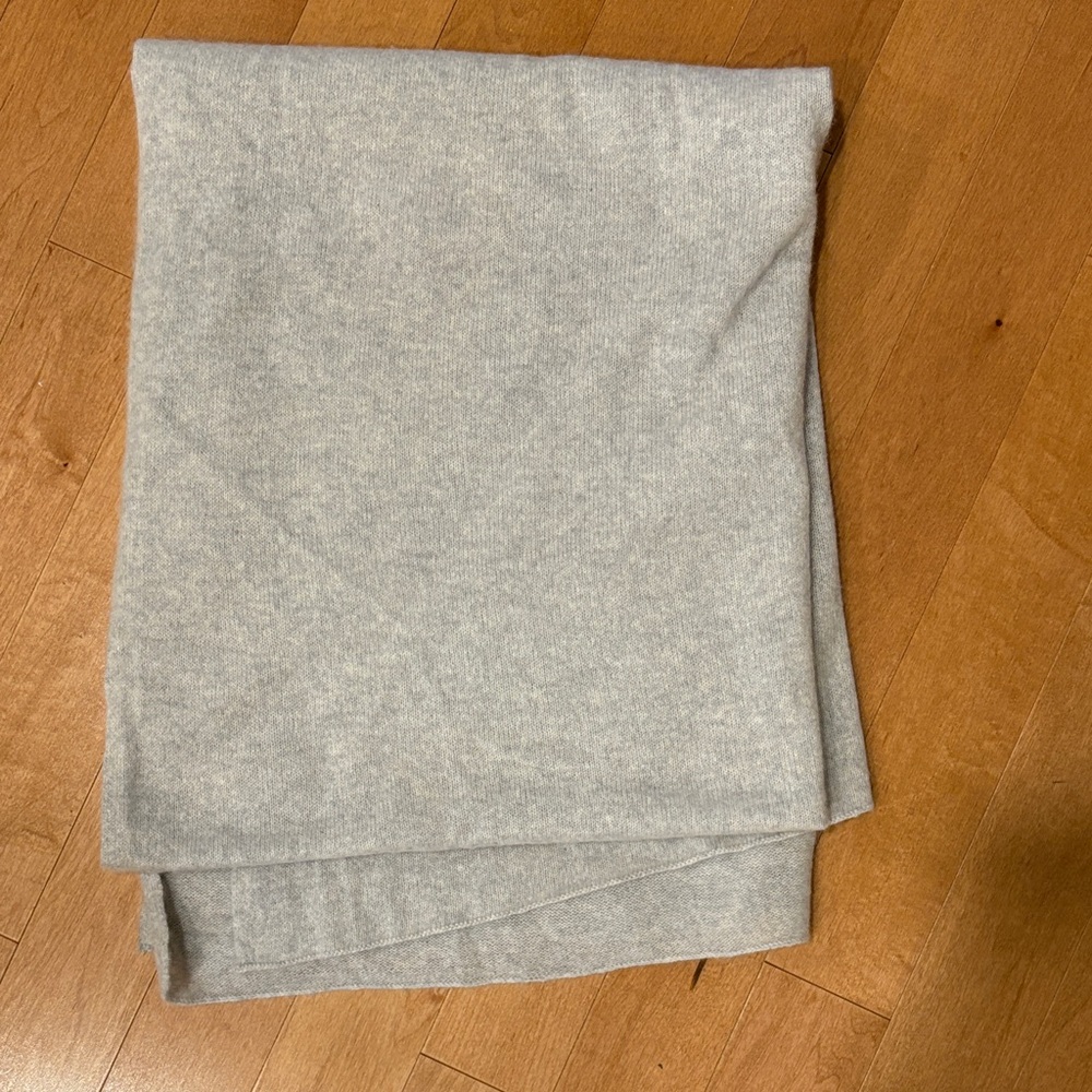 Light Gray cashmere wrap